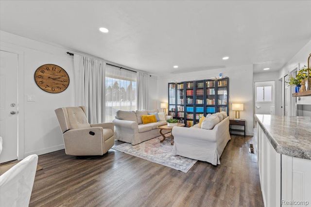 31418 Reid Drive, Warren, MI 48092