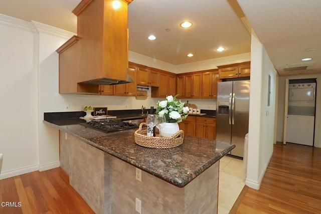 3855 Ingraham Street 204, Los Angeles, CA 90005