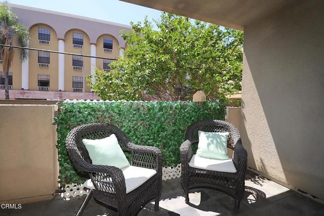 3855 Ingraham Street 204, Los Angeles, CA 90005