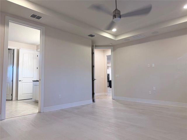 10041 SW 77TH LOOP, Ocala, FL 34481