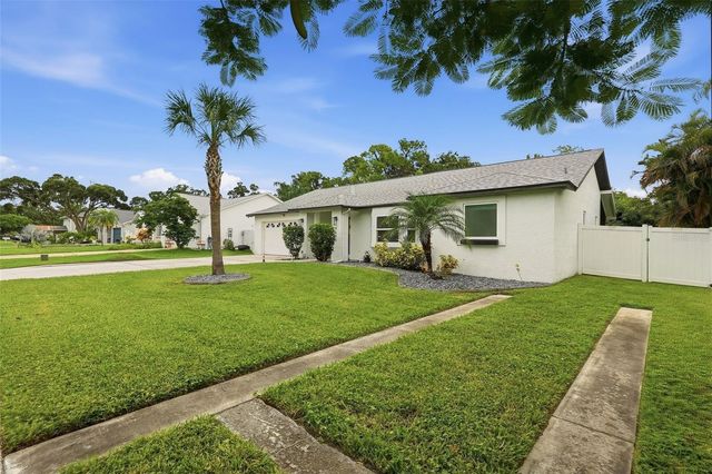 9693 58TH STREET N, Pinellas Park, FL 33782