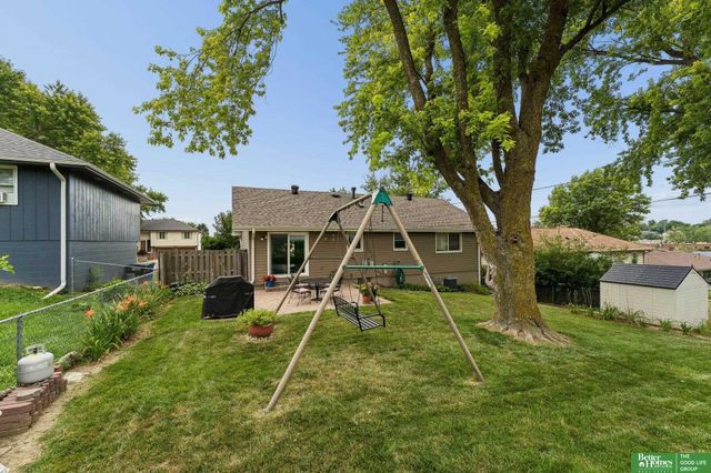 9814 Browne Street, Omaha, NE 68134