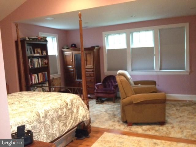 232 N NELSON ST N, Arlington, VA 22201