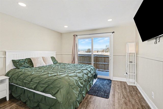 4942 146th, Holland, MI 49423