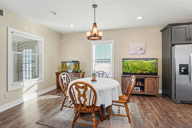 4942 146th, Holland, MI 49423