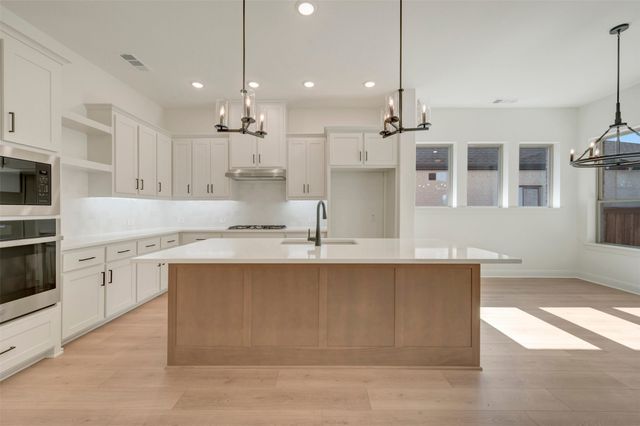 2021 Mack Avenue, Van Alstyne, TX 75495