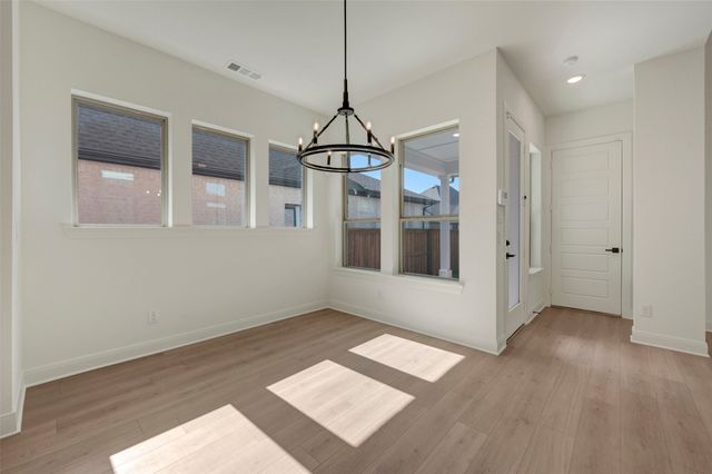 2021 Mack Avenue, Van Alstyne, TX 75495