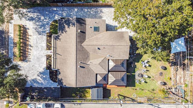 5002 Beechnut Street, Houston, TX 77096