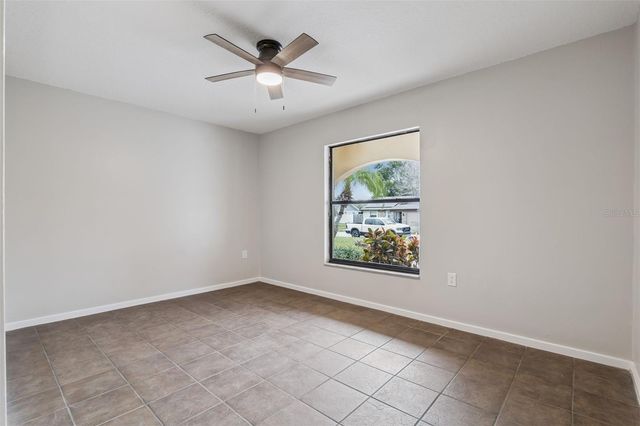 2937 S BERMUDA AVENUE, Apopka, FL 32703