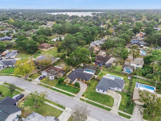 2937 S BERMUDA AVENUE, Apopka, FL 32703