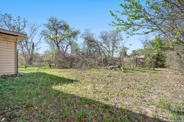 615 Dorie, San Antonio, TX 78220