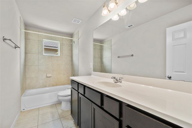 13427 Hawick Terrace Lane, Houston, TX 77048