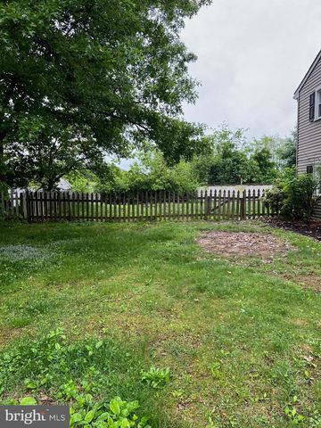 7711 FARMDALE AVE, Harrisburg, PA 17112