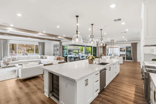 16564 Crescent Creek, San Diego, CA 92127