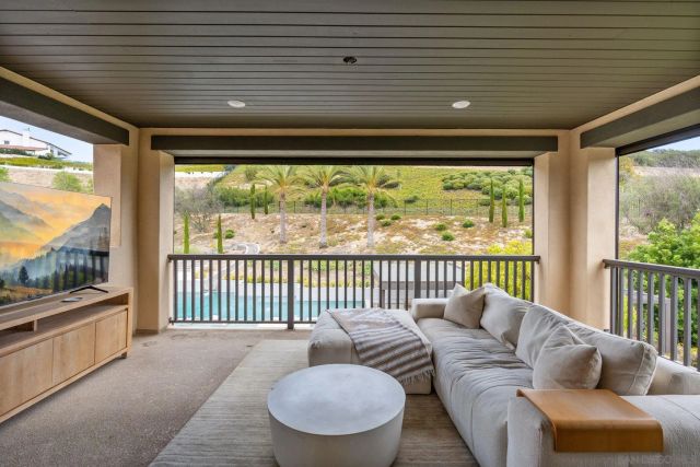 16564 Crescent Creek, San Diego, CA 92127
