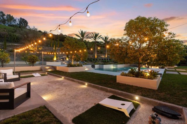 16564 Crescent Creek, San Diego, CA 92127
