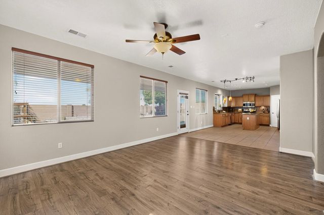 3325 Shiloh Road NE, Rio Rancho, NM 87144