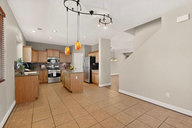 3325 Shiloh Road NE, Rio Rancho, NM 87144