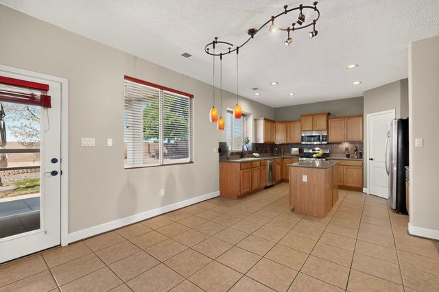 3325 Shiloh Road NE, Rio Rancho, NM 87144