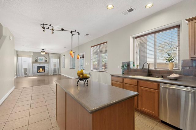3325 Shiloh Road NE, Rio Rancho, NM 87144