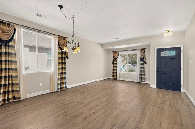 3325 Shiloh Road NE, Rio Rancho, NM 87144