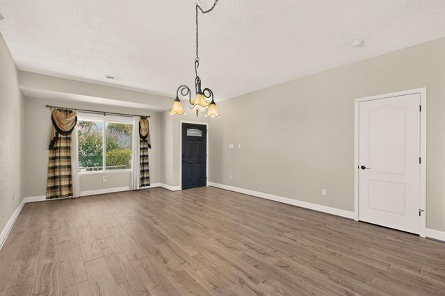 3325 Shiloh Road NE, Rio Rancho, NM 87144
