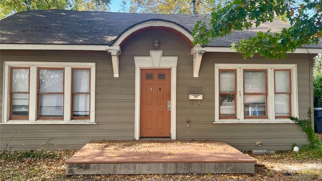 2207 Glencoe Street, Dallas, TX 75206