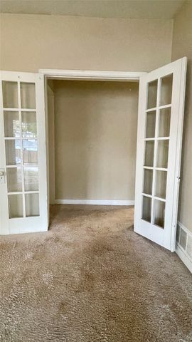 2207 Glencoe Street, Dallas, TX 75206