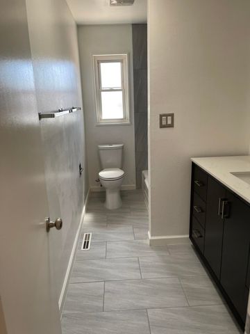 6716 Dodd Place NE, Albuquerque, NM 87110