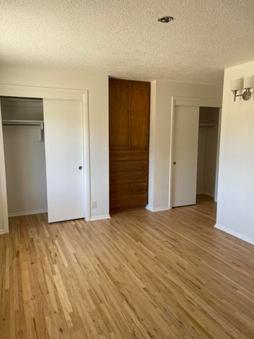 6716 Dodd Place NE, Albuquerque, NM 87110