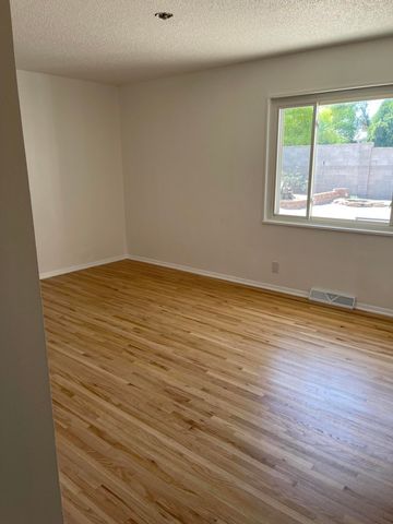 6716 Dodd Place NE, Albuquerque, NM 87110