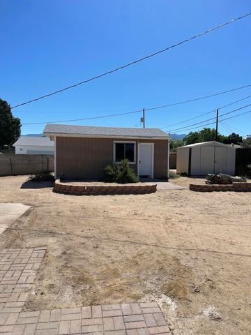 6716 Dodd Place NE, Albuquerque, NM 87110