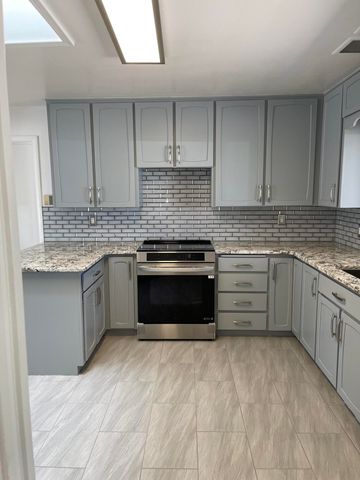 6716 Dodd Place NE, Albuquerque, NM 87110