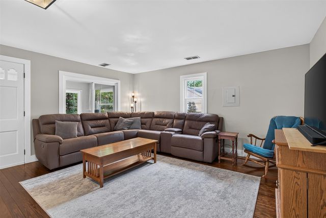 61 Jonquil Street, Grand Rapids, MI 49548