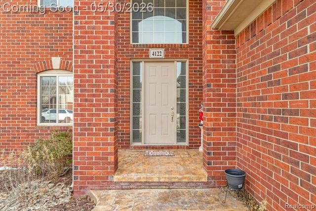 4122 Hawks Nest Road, Utica, MI 48317