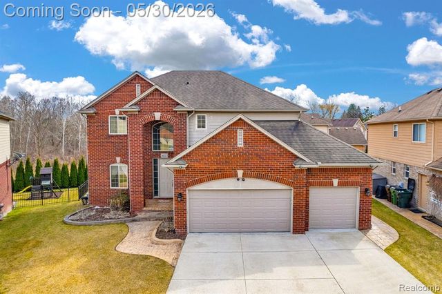 4122 Hawks Nest Road, Utica, MI 48317