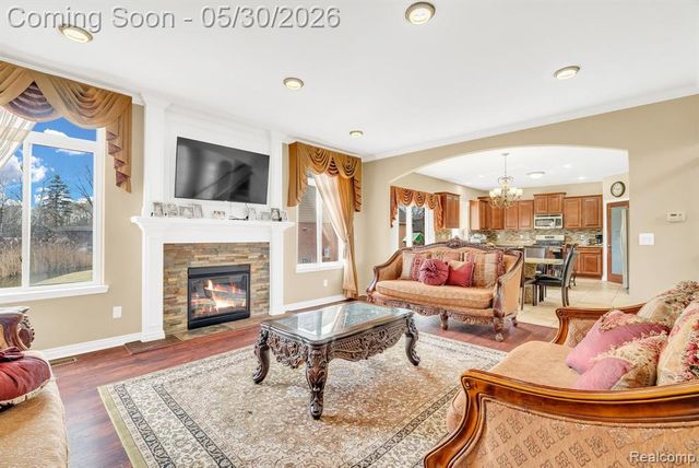 4122 Hawks Nest Road, Utica, MI 48317