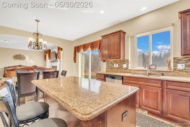 4122 Hawks Nest Road, Utica, MI 48317