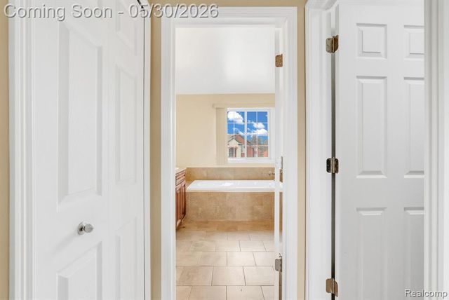 4122 Hawks Nest Road, Utica, MI 48317