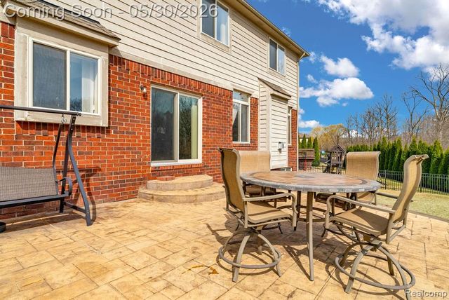 4122 Hawks Nest Road, Utica, MI 48317