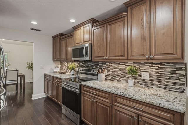 7601 THUNDERHEAD STREET, Wesley Chapel, FL 33544