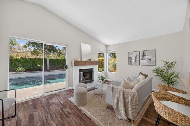 2110 Shadetree, Escondido, CA 92029