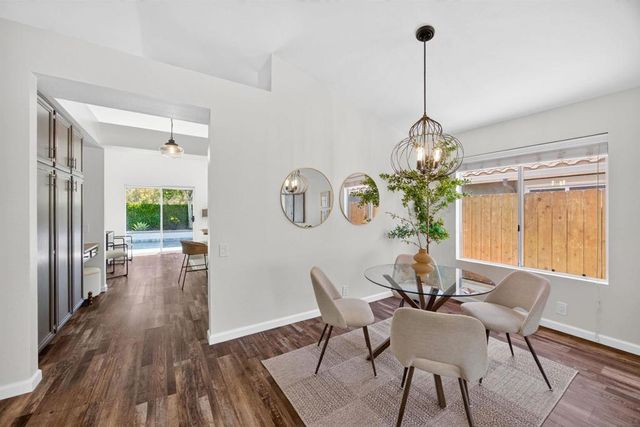 2110 Shadetree, Escondido, CA 92029