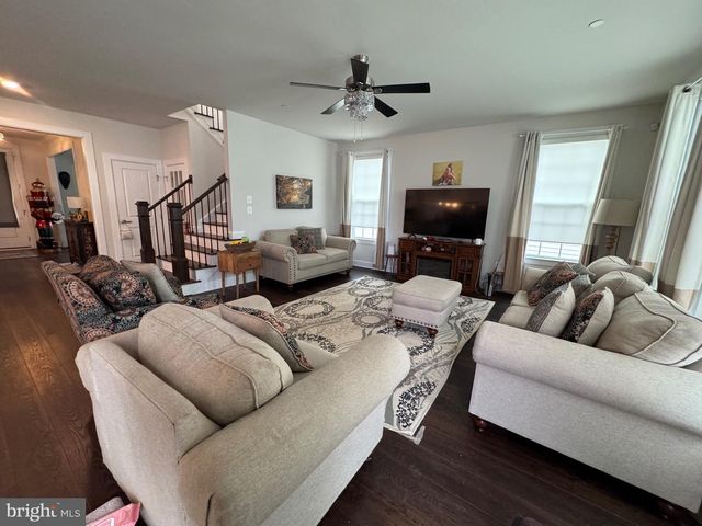 13811 HEBRON LN, Upper Marlboro, MD 20774