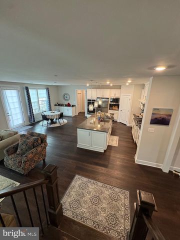 13811 HEBRON LN, Upper Marlboro, MD 20774