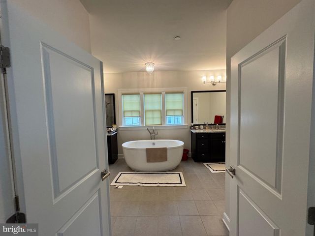 13811 HEBRON LN, Upper Marlboro, MD 20774