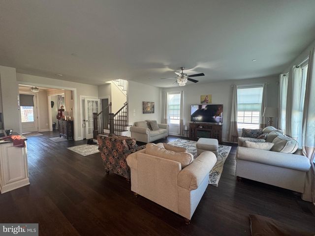 13811 HEBRON LN, Upper Marlboro, MD 20774