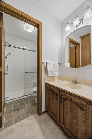 35 Nathan Lane N 303, Plymouth, MN 55441