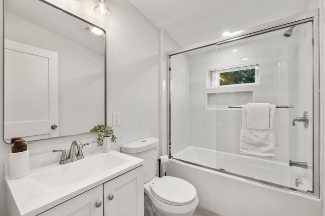 18 Lynn St, Malden, MA 02148