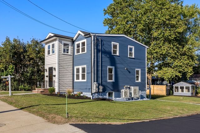 18 Lynn St, Malden, MA 02148